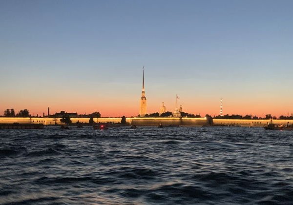Белые ночи и разводные мосты — экскурсия по ночному Петербургу - фото 2
