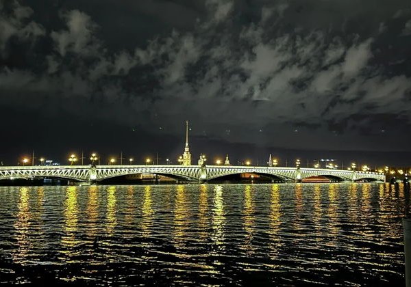 Белые ночи и разводные мосты — экскурсия по ночному Петербургу - фото 3