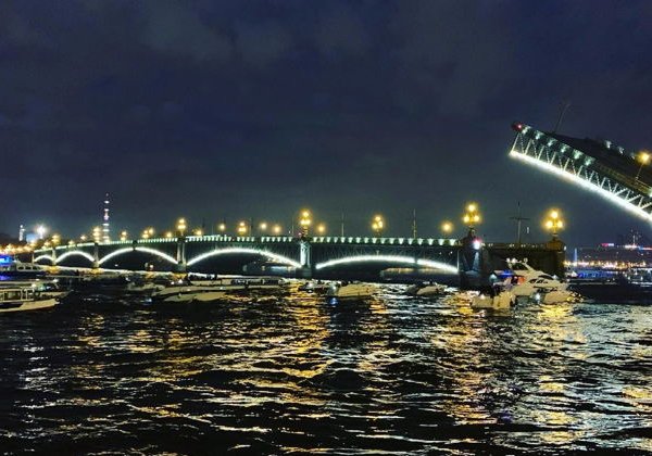 Белые ночи и разводные мосты — экскурсия по ночному Петербургу - фото 4
