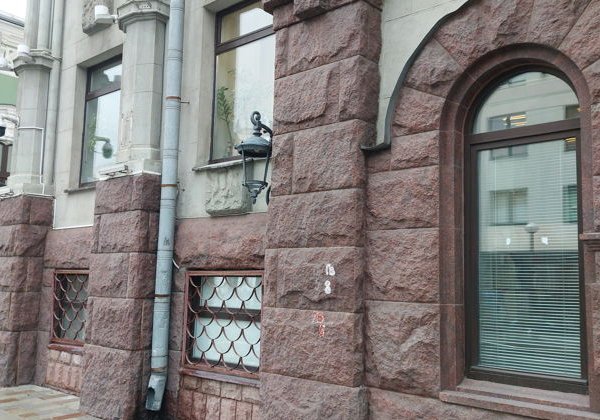 По Большой Полянке — старинная архитектура и буйные жители - фото 3