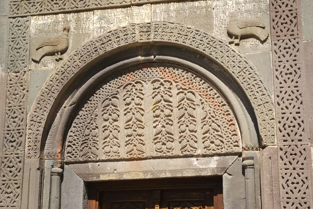 Фото экскурсии - Откройте языческий Гарни, скальный монастырь Гегард и озеро Севан на индивидуальной экскурсии - 7