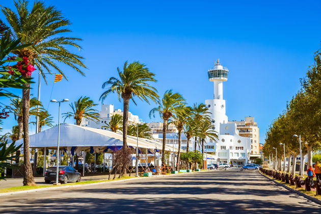 Фото экскурсии - Откройте Каталонию: следы Дали, Бесалу, Монтсеррат и таинственный город Ведьм - 2