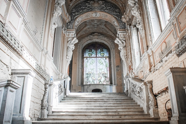 Фото - экскурсия: Особняк Брусницыных: шедевры эклектической архитектуры