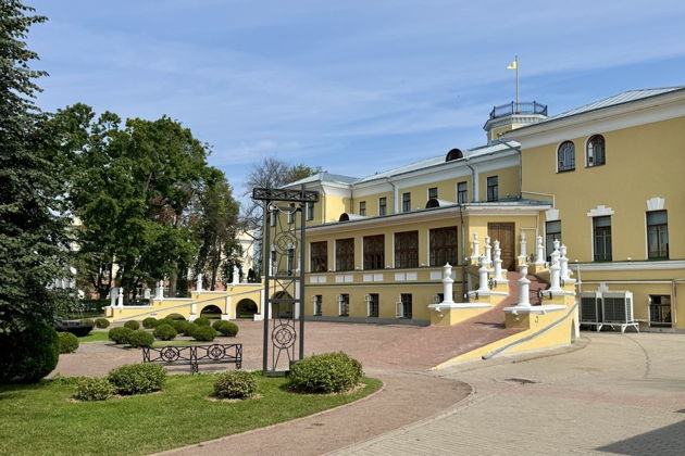 Фото экскурсии - Прогулка по Ярославлю: губернаторский особняк и коллекция художественного музея - 1