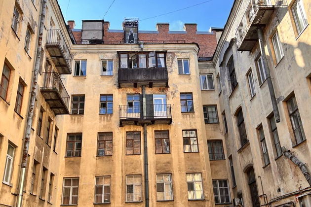 Фото экскурсии - Неформальная прогулка по язвам Дворцовой слободы в Петербурге - 3