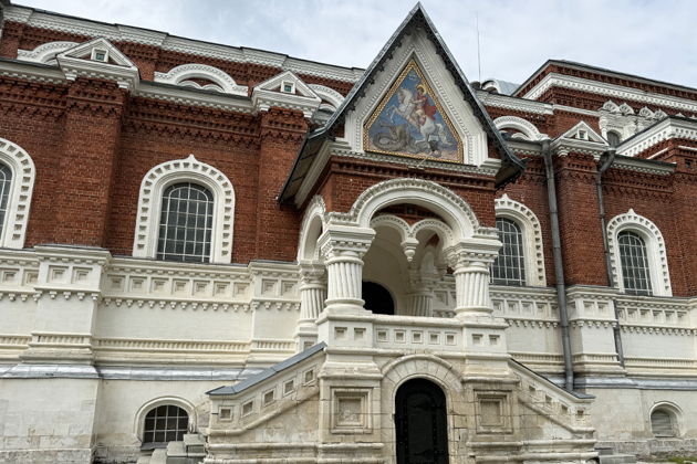 Фото экскурсии - Отправляемся к мастерам хрустальных дел в Музей хрусталя имени Мальцовых в Гусь-Хрустальном - 4