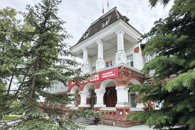 Фото экскурсии - Отправляемся к мастерам хрустальных дел в Музей хрусталя имени Мальцовых в Гусь-Хрустальном - 6