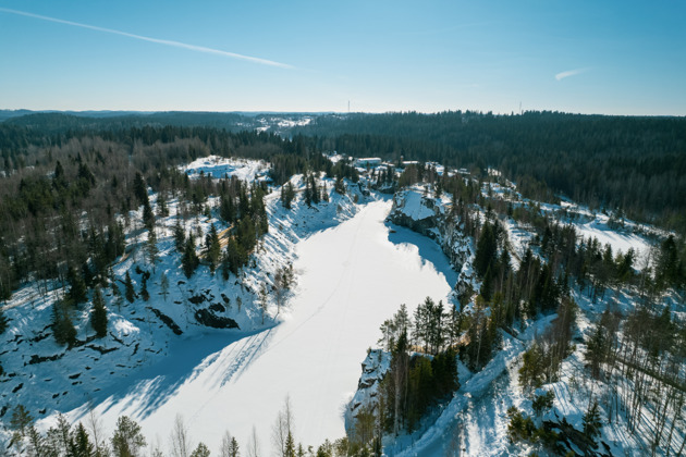 Фото - экскурсия: Однодневный тур: встреча с карельским Дедом Морозом, общение с хаски и посещение парка Рускеала