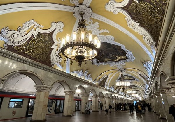 Образы Святой Руси  в Московском метро: авторский квест-экскурсия - фото 2