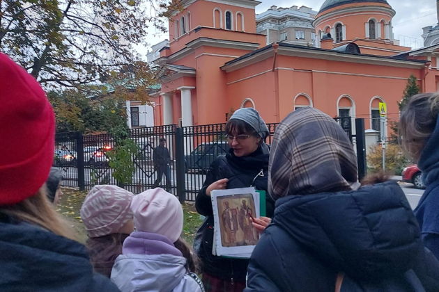 Фото экскурсии - Прогулка по следам Алисы Селезневой в городском квесте Гостья из будущего - 7
