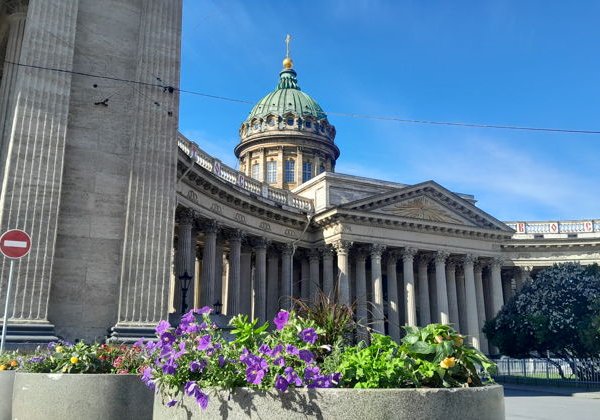 Короткая обзорная экскурсия по Петербургу на автомобиле - фото 1