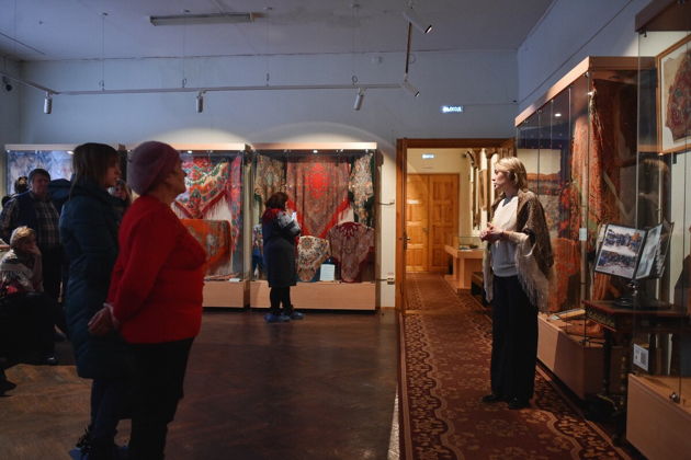 Фото экскурсии - Откройте Павловский Посад и Ликино-Дулево с увлекательными уроками по созданию узоров - 7