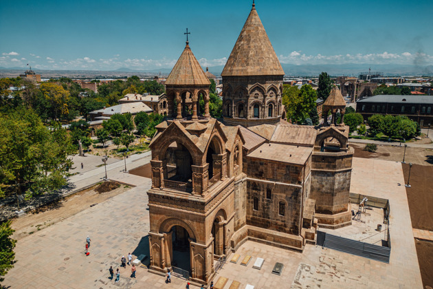 Фото - экскурсия: Путешествие в Эчмиадзин — духовный центр Армении