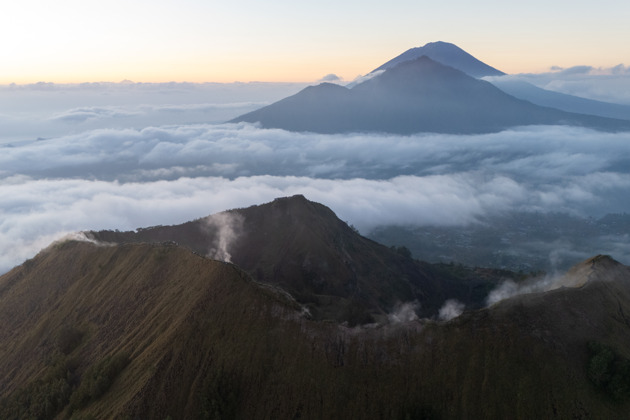Фото - экскурсия: Персональная экскурсия к вулкану Батур с аэросъемкой