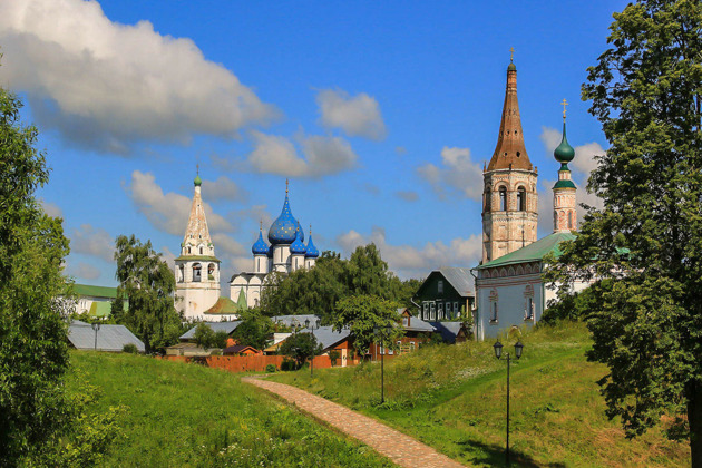 Фото - экскурсия: Прогуляйтесь по нетуристическим тропам Суздаля с посещением музея «Самогон и духи»