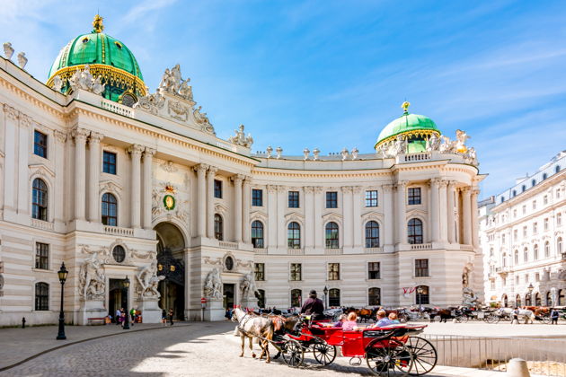 Фото экскурсии - Поездка в конном экипаже по историческому центру - 5