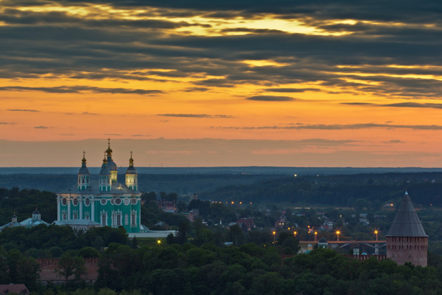 Фото - экскурсия: Прогулка по вечернему Смоленску: персональная экскурсия по историческому центру