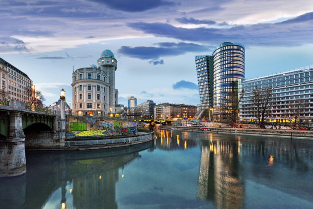 Фото - экскурсия: Ночная прогулка на корабле по реке Дунай