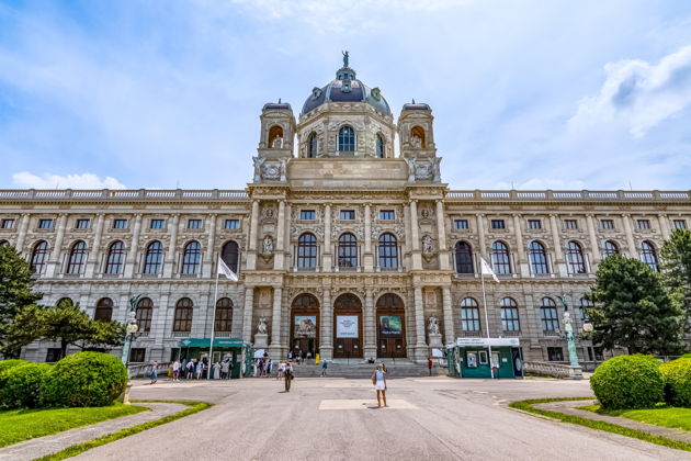 Фото экскурсии - Билет для посещения Императорской сокровищницы в Хофбурге - 5