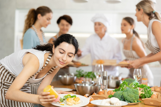 Фото - экскурсия: Венский кулинарный мастер-класс: готовим шницель и штрудель с австрийским колоритом