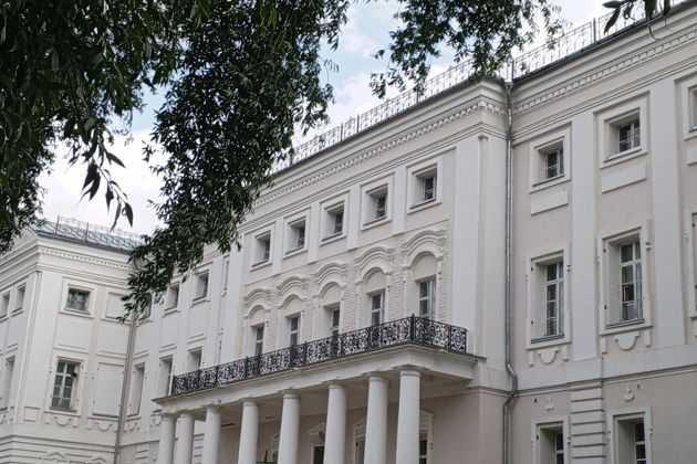 Фото экскурсии - Прогулки по дворянской усадьбе и знакомство с купеческим бытом в Полотняном заводе - 3