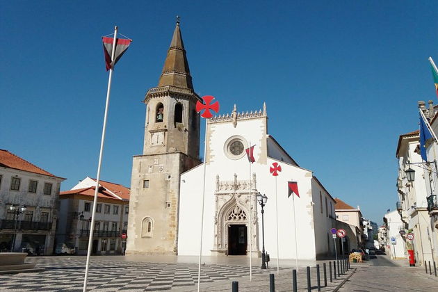 Фото экскурсии - Томар: по стопам тамплиеров, пещеры Мира-де-Айре и замок Алмоурол - 6