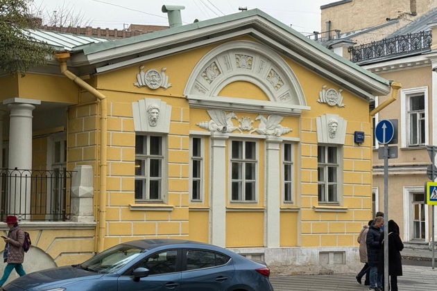 Фото экскурсии - Прогулка по аристократическим улицам Москвы: Волхонка, Пречистенка и Остоженка - 3