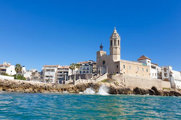 Фото экскурсии - Захватывающая поездка на быстром катере с рыбалкой купанием в заливе и посещением яркого Ситжеса - 2