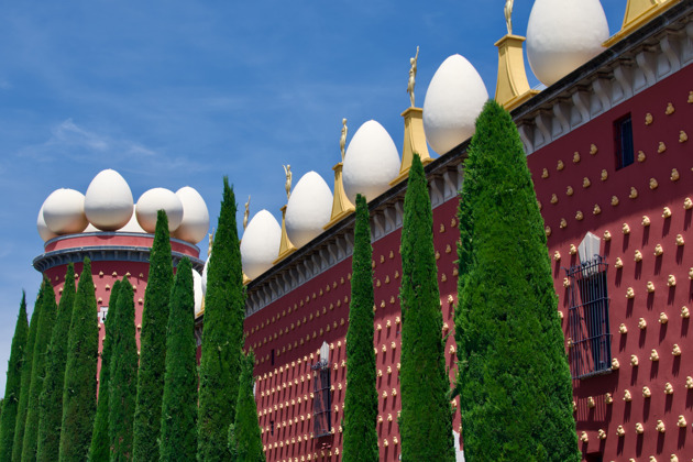 Фото - экскурсия: Откройте для себя Театр-музей Дали в Фигейрасе и средневековую Жирону - город тысячи осад