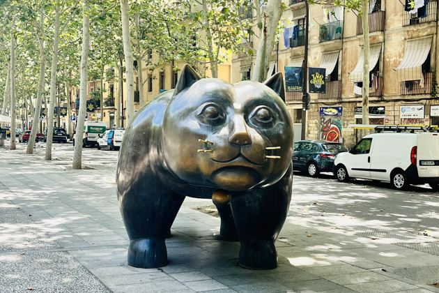 Фото - экскурсия: Осторожно, Раваль: от богемных кварталов до борделей