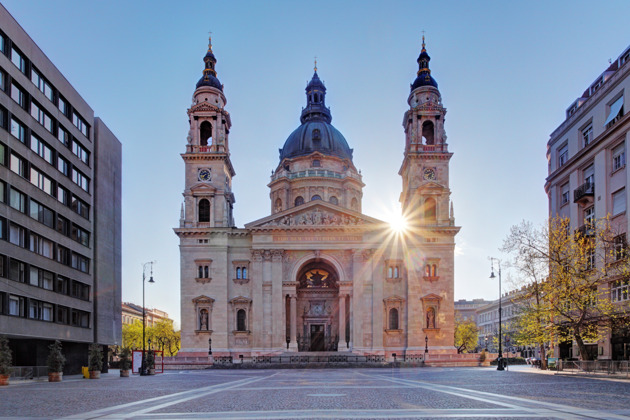 Фото - экскурсия: Вход в базилику Святого Иштвана с доступом на террасу и в сокровищницу