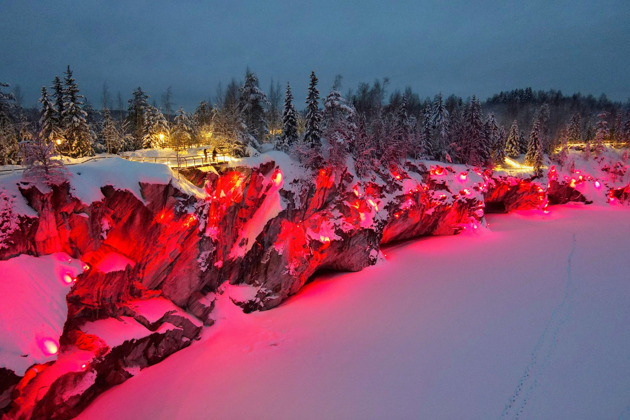 Фото - экскурсия: Встречайте Новый год в карельской эко-зоне за три дня: Дед Мороз Джухани, мраморный каньон Рускеала, долина водопадов и природный зоопарк