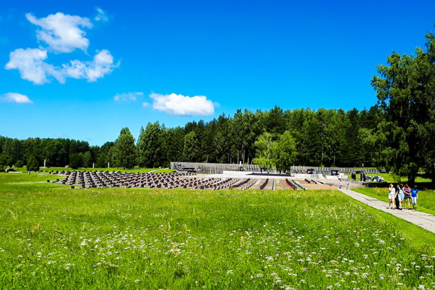 Фото экскурсии - Экскурсия в мемориальный комплекс Хатынь и на Курган Славы - 10
