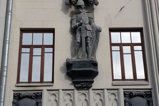 Фото экскурсии - Городской квест «Звери Чистых прудов: тайны фасадов» (без гида) - 6