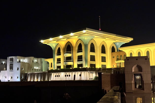 Фото экскурсии - Индивидуальная прогулка по вечернему Маскату | Погрузитесь в волшебную атмосферу ночного города - 2