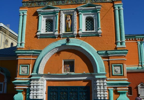 Обзорная экскурсия по древнему района Якиманка — к Храму Христа Спасителя - фото 1