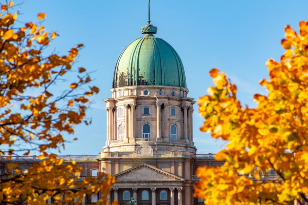 Фото экскурсии - Экскурсия по Будайской крепости с визитом в Зал Святого Иштвана - 1