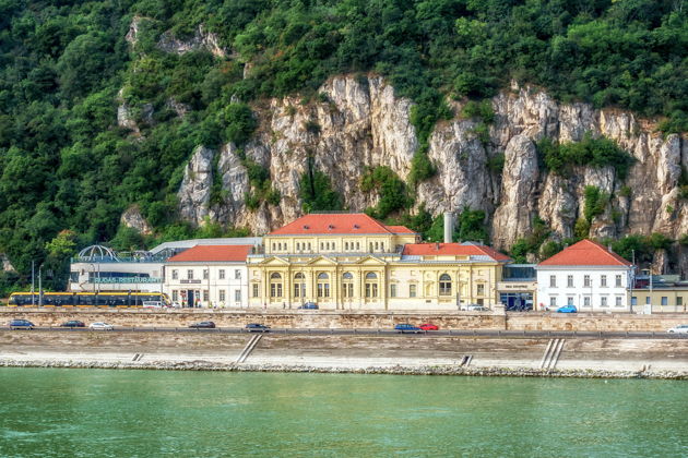 Фото экскурсии - Билет в купальни Рудаш: турецкая баня, спа-процедуры и обед с панорамой Дуная - 3