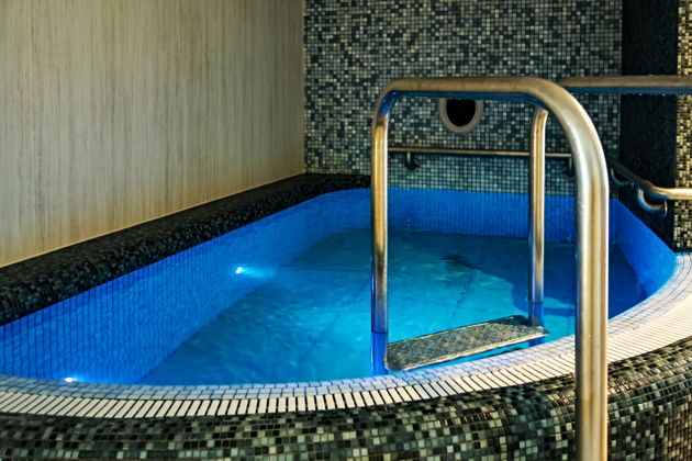 Фото экскурсии - Билет в купальни Рудаш: турецкая баня, спа-процедуры и обед с панорамой Дуная - 4