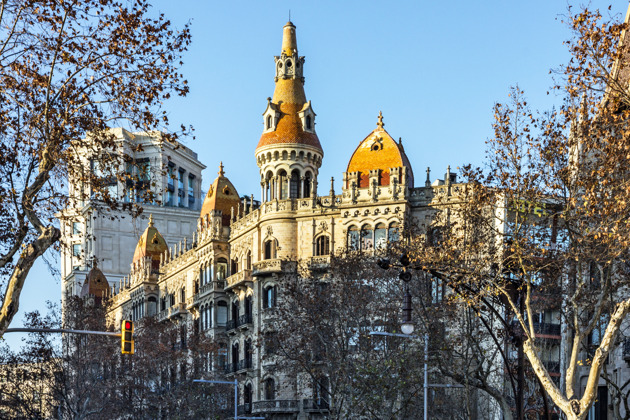 Фото - экскурсия: Прогуляйтесь по секретным уголкам Эшампле и почувствуйте настоящую Барселону за парадными фасадами