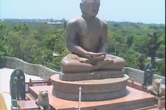 Фото - экскурсия: Открой для себя 7 уникальных религий Дели которые стоит увидеть