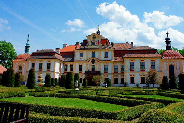 Фото - экскурсия: Посетите замок Емниште и пивоварню Козел