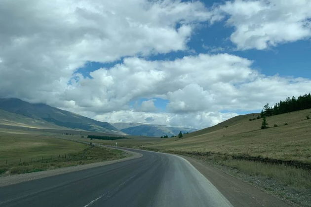 Фото экскурсии - Автомобильный тур по Горному Алтаю: Уймонская долина, гора Белуха и древние каменные изваяния - 1