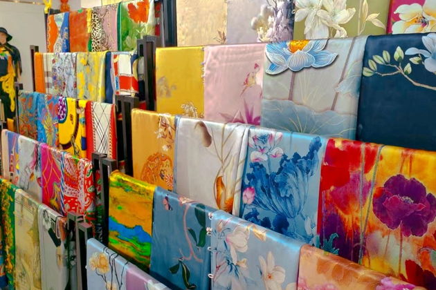 Фото экскурсии - Прогулка по стеклянному мосту с чайной церемонией и посещением Музея шелка - 10