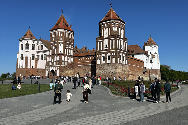 Фото - экскурсия: Отправляемся в Несвижский и Мирский замки с выездом из Минска или аэропорта