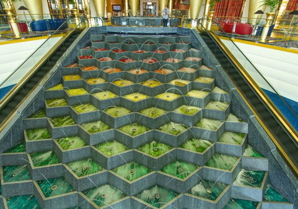 Легендарный отель-парус: экскурсия по Burj Al Arab - фото 4