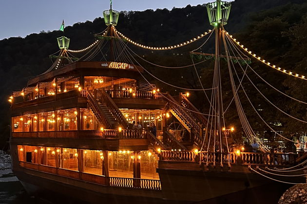 Фото экскурсии - Новый Афон — Душа Абхазии ( поездка на минивене в мини группе) - 12