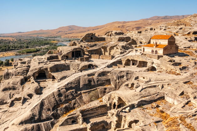 Фото экскурсии - Боржоми, Гори и Уплисцихе — курорт, история и пещерный город - 10