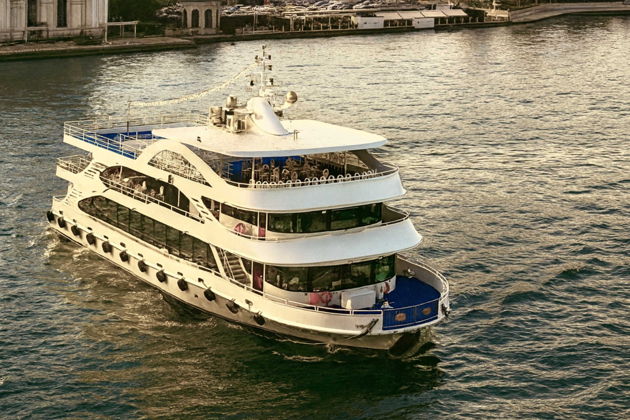 Фото экскурсии - Вечерний круиз по Босфору в Стамбуле с аудиогидом и напитками на закате - 6