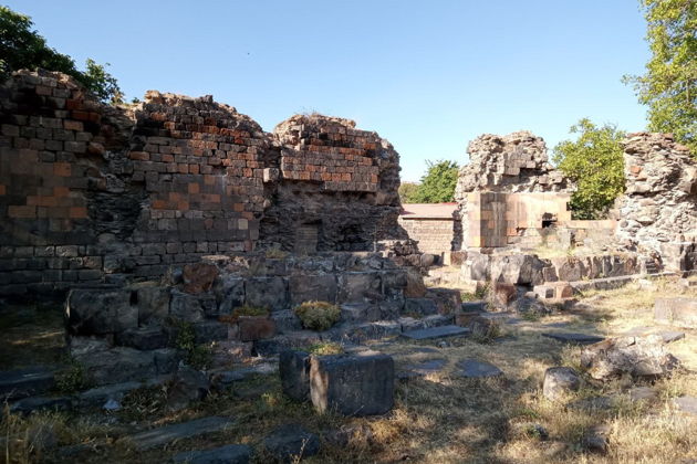 Фото экскурсии - Откройте все тайны Гарни и Гегарда в Хосровском заповеднике и ущелье Авуц Тар - 7